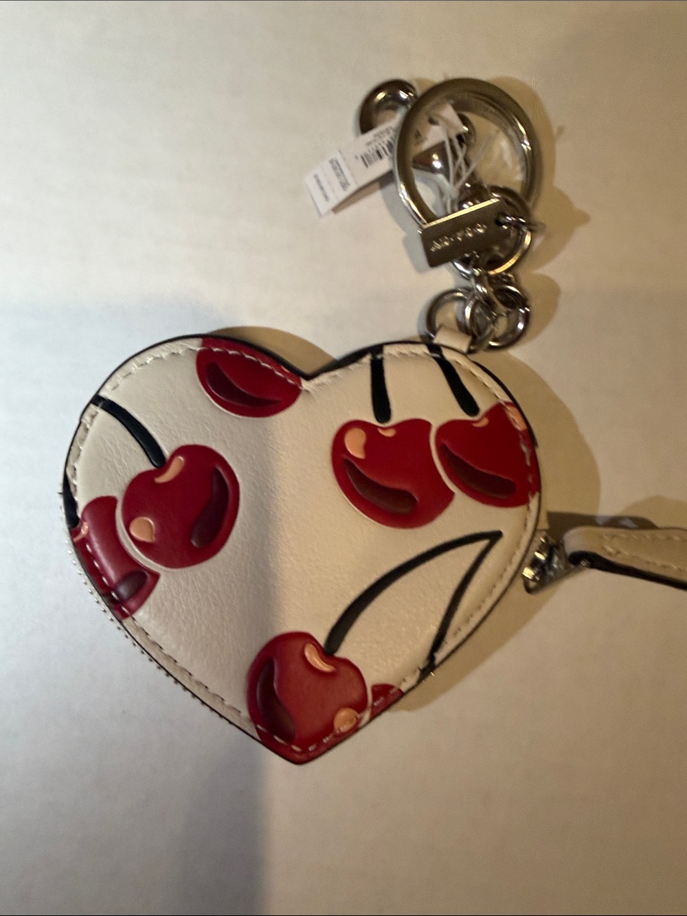 Coach Heart Cherry Coin Case Keyring - White and Red - Picture 2 of 2